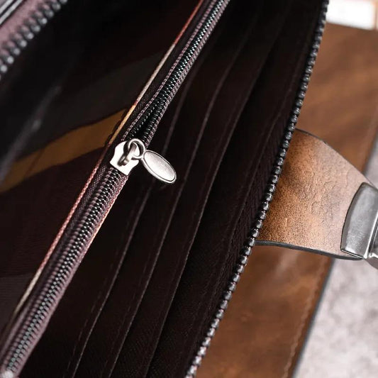 Men PU Leather Zippered Wallet Brown