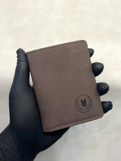 Men’s leather bi fold wallet